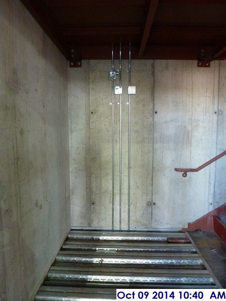 Electrical conduit at the 3rd Floor Facing East (600x800)